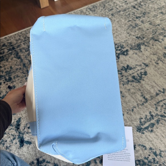 L.L. Bean Boat & Tote Medium seabord baby blue Canvas Bag NWT USA Made - Picture 4 of 6